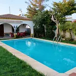 Con Piscina Privada Jardin Del Sol Solo Familias Y Parejas Alpehytte *