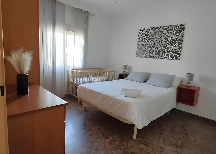 Con Piscina Privada Jardin Del Sol Solo Familias Y Parejas *