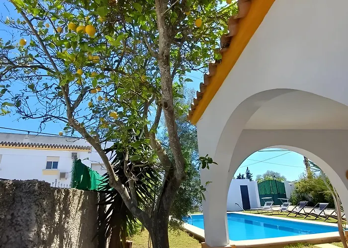 Con Piscina Privada Jardin Del Sol Solo Familias Y Parejas * Conil De La Frontera