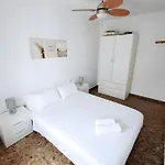 Con Piscina Privada Jardin Del Sol Solo Familias Y Parejas